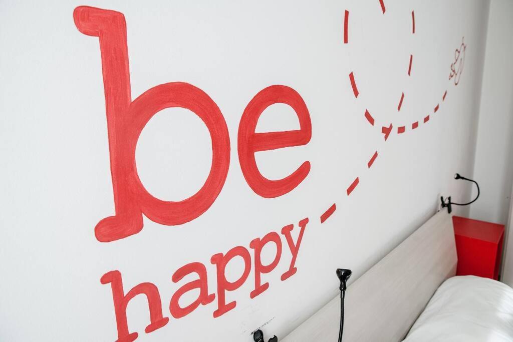 코모 Be Happy - The House Of Travelers 아파트 외부 사진